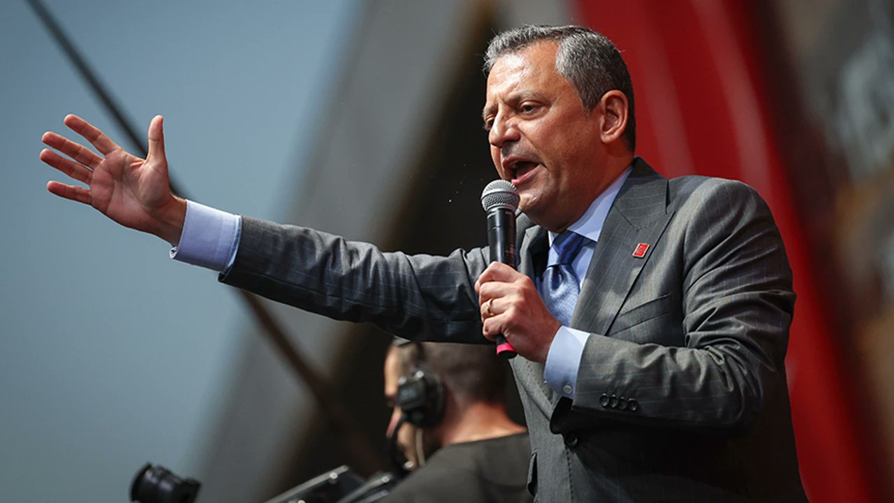 Özel’den İBB operasyonuna tepki: