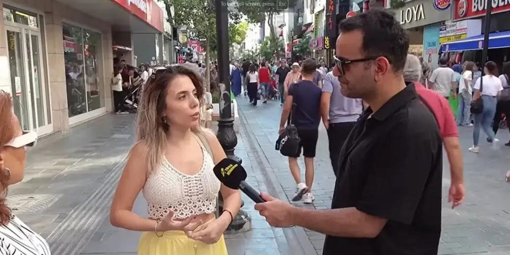 ‘Sokak röportajı’nın gücü, hakikat ötesinin çaresizliği