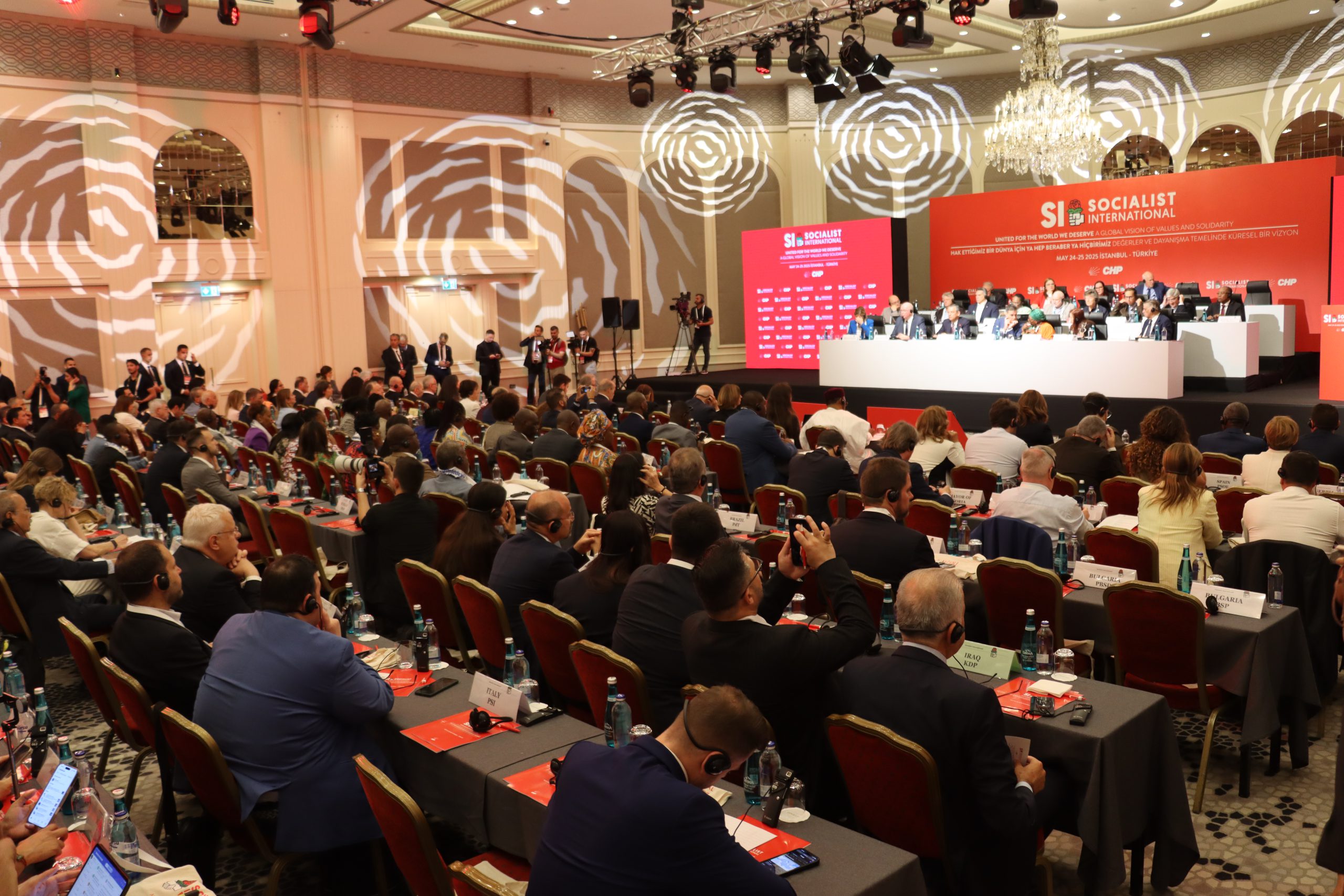 Sosyalist Enternasyonal toplantısı |