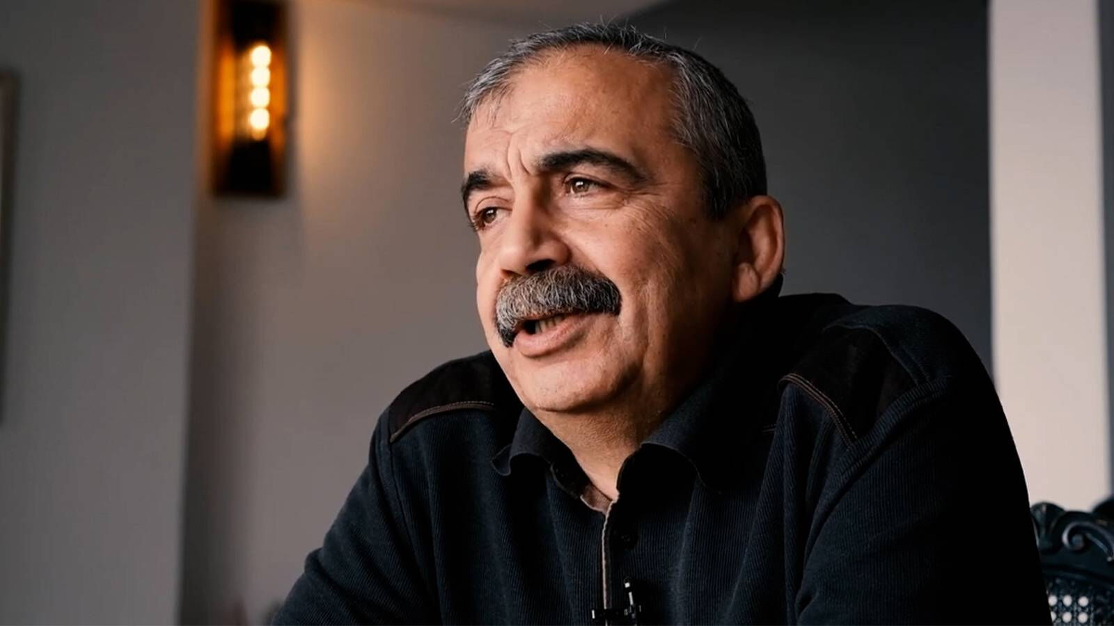 Sırrı Süreyya sen ne ettin?