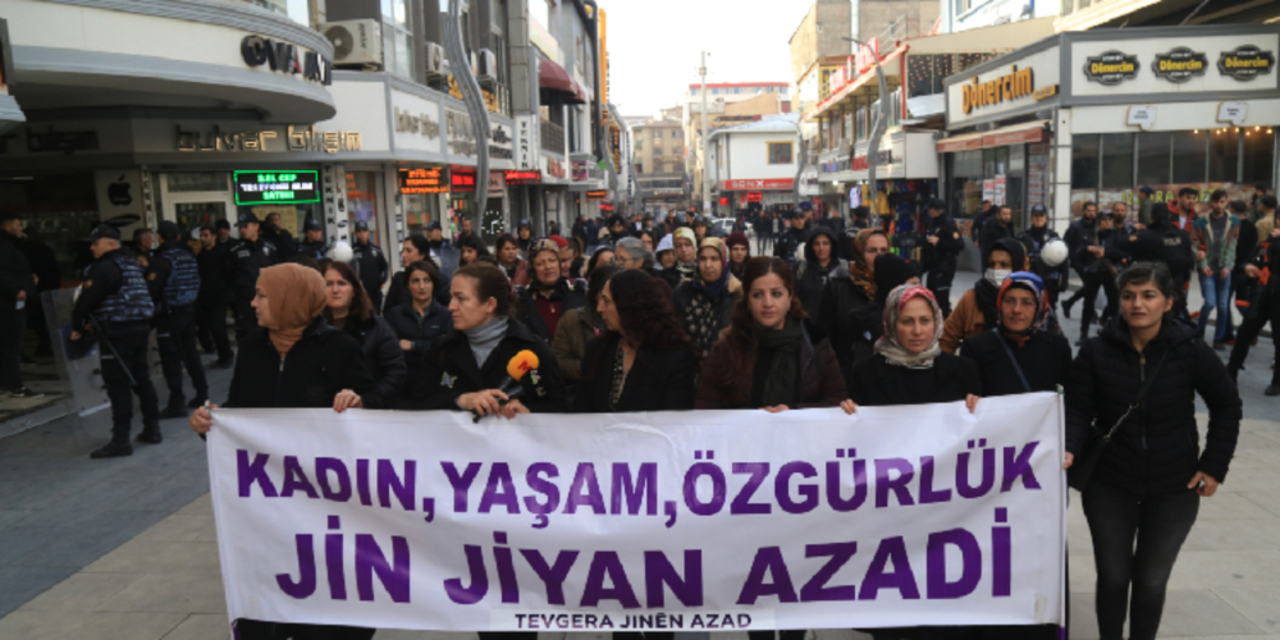 Siyaset deneyimleri paylaşılacak l