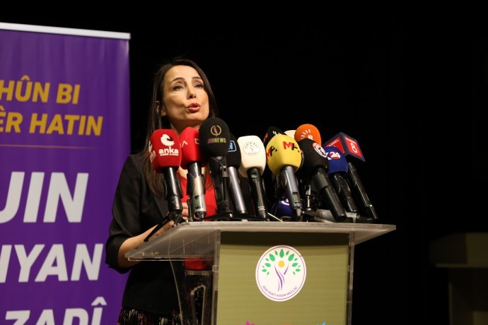 Tülay Hatimoğulları Diyarbakır’da konuştu |
