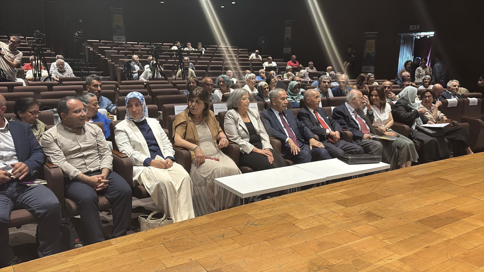 Barışın Yolunu Açmak Konferansı sonuç bildirgesi |