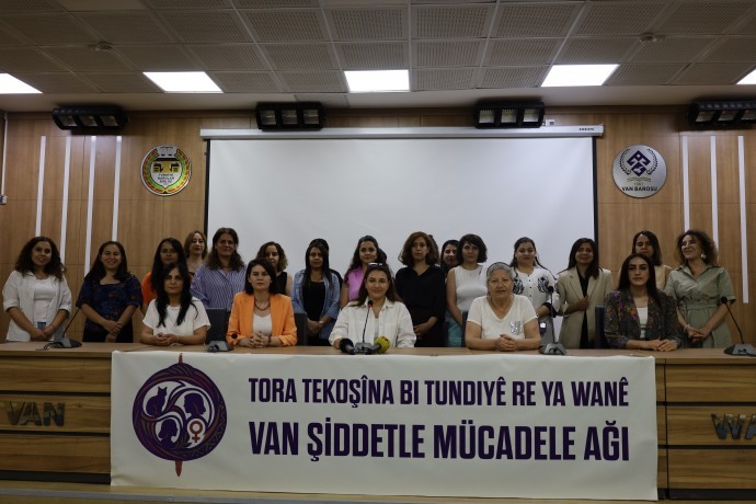 Van’da kadınlardan ortak mücadele kararı |