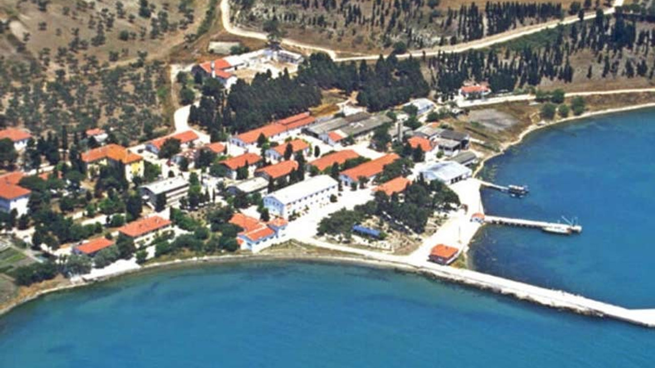 İmralı’da bayram görüşü l 