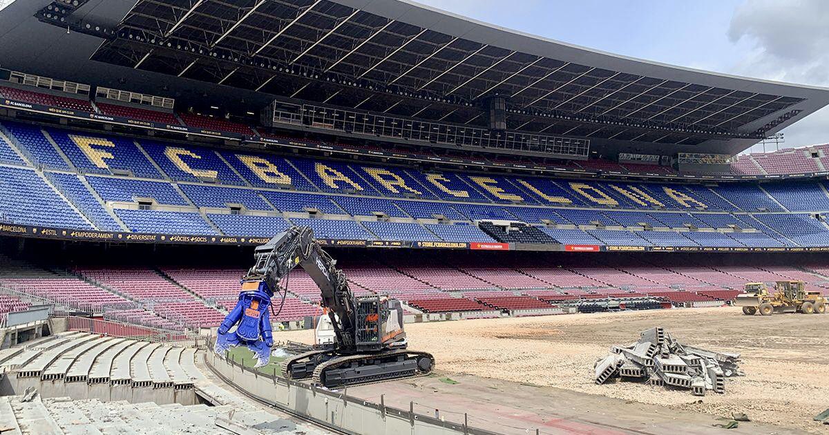 Camp Nou Stadı'nın yenileme projesini zamanında bitiremediği için yüklü tazminatla gündeme gelen Limak Holding'in iki taşeron şirketine 5 dava açıldı. Filistinli 6 mülteci işçi ''emek sömürüsü'' suçlaması yaptı.