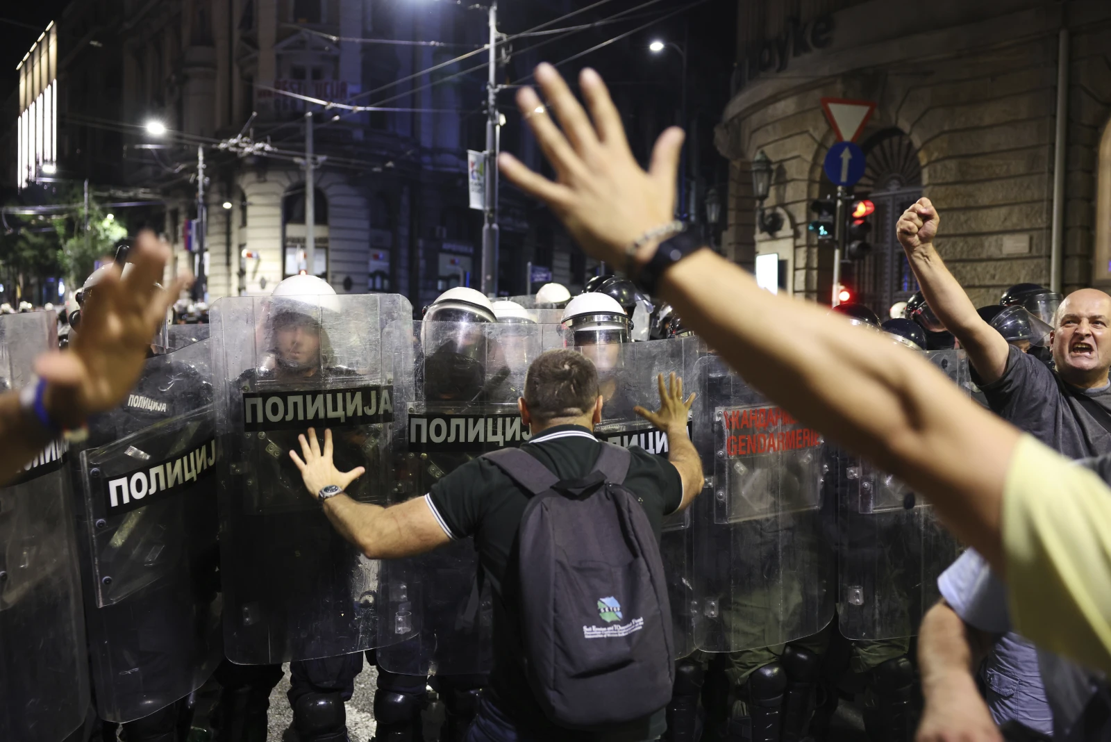 Sırbistan’da erken seçim talepli protestolar |