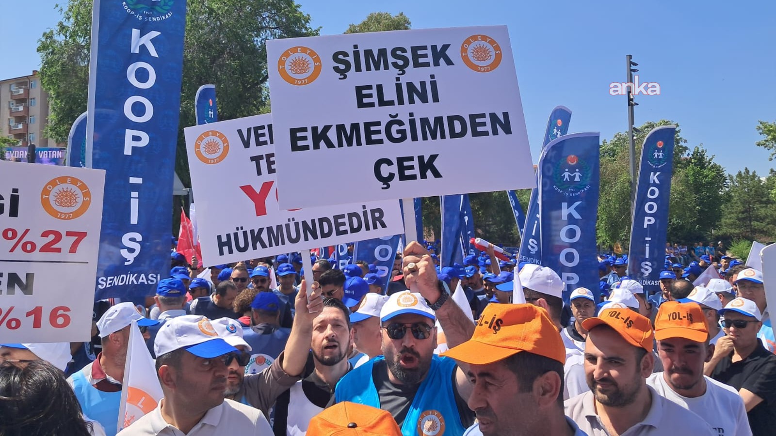 Kamu işçileri sokakta: