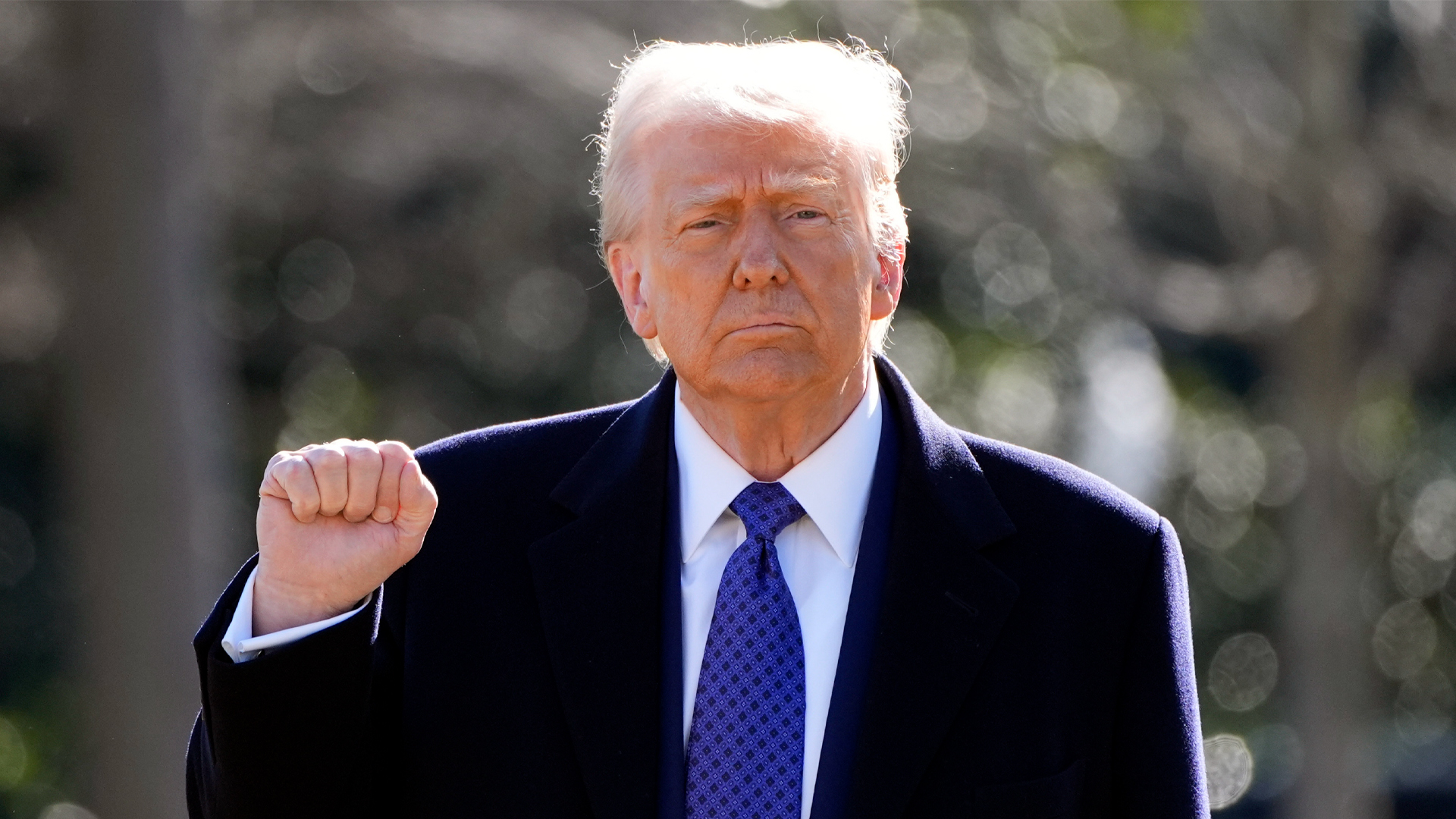 Trump’tan yeni göç yasağı |