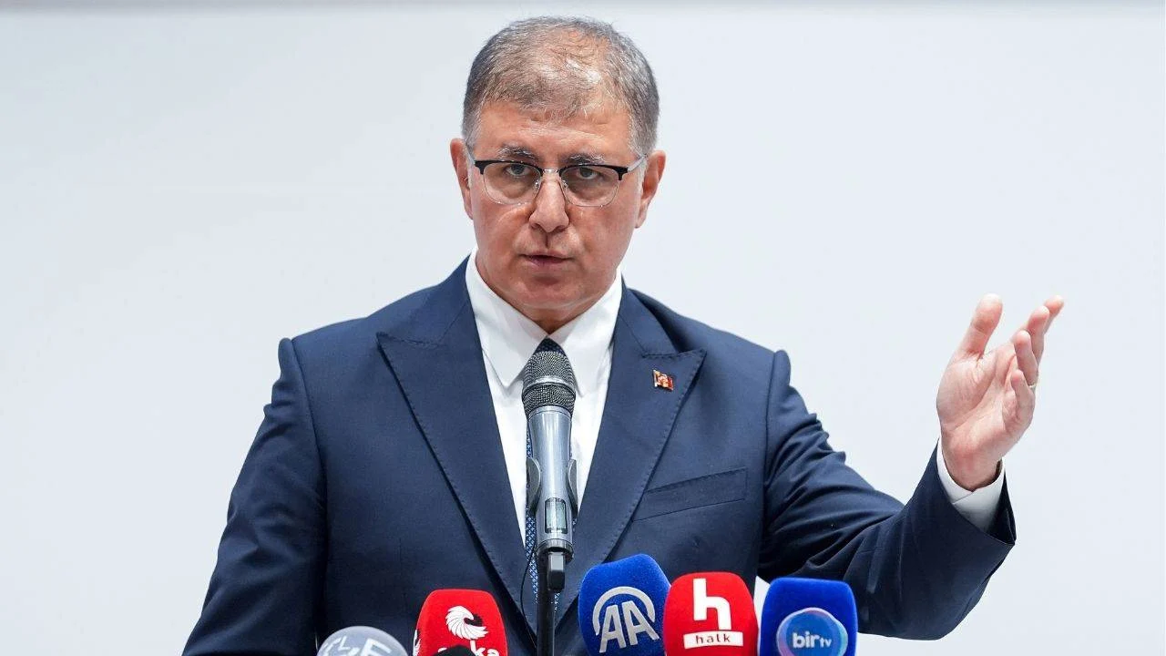 İzBB’de toplu işten çıkarma |