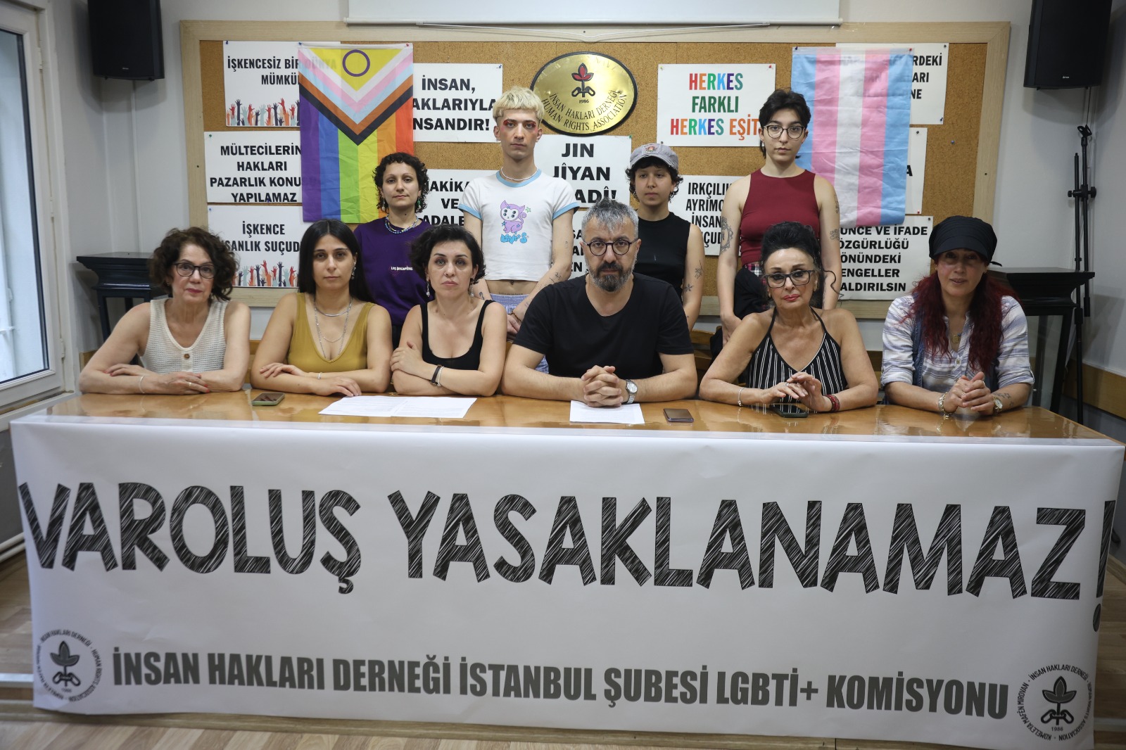 Onur Ayı kapsamında İHD’nin LGBTİ komisyonlarının tüm şubeleri tarafından alınan merkezi bir kararla yapılması planlanan açıklama Beyoğlu Kaymakamlığı tarafından yasaklandı.