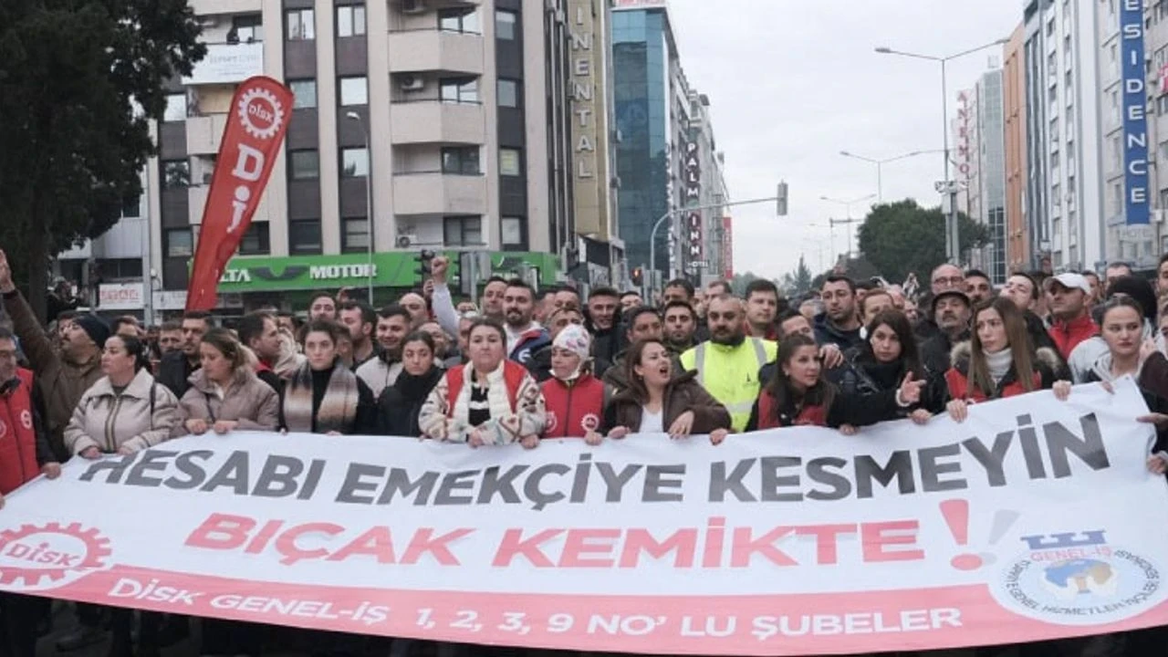 İşçiler geri adım atmıyor |