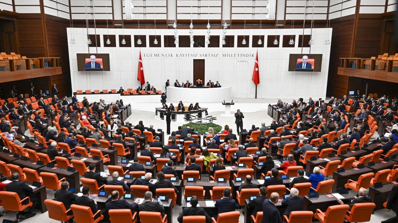 “İsrail-İran tezkeresi” |