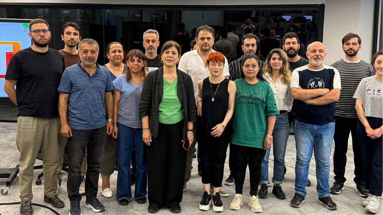 KRT TV’de direniş 13. gününde |