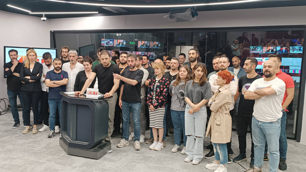 KRT TV çalışanları iş bıraktı |