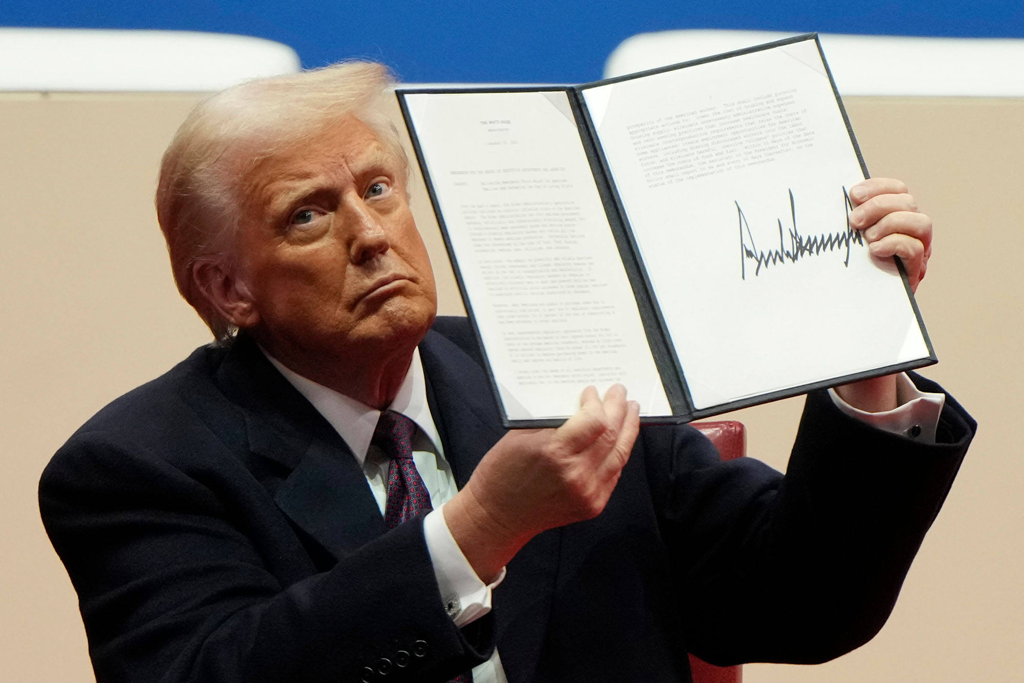 Trump’tan yeni seyahat yasağı |