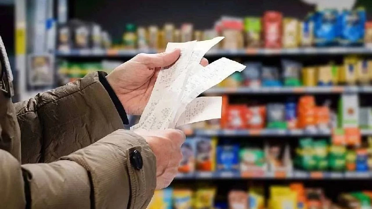 Mayıs verilerine göre kamu emekçilerinin genel enflasyonu aylık yüzde 1,85, yıllık ise yüzde 53,83 seviyesinde.