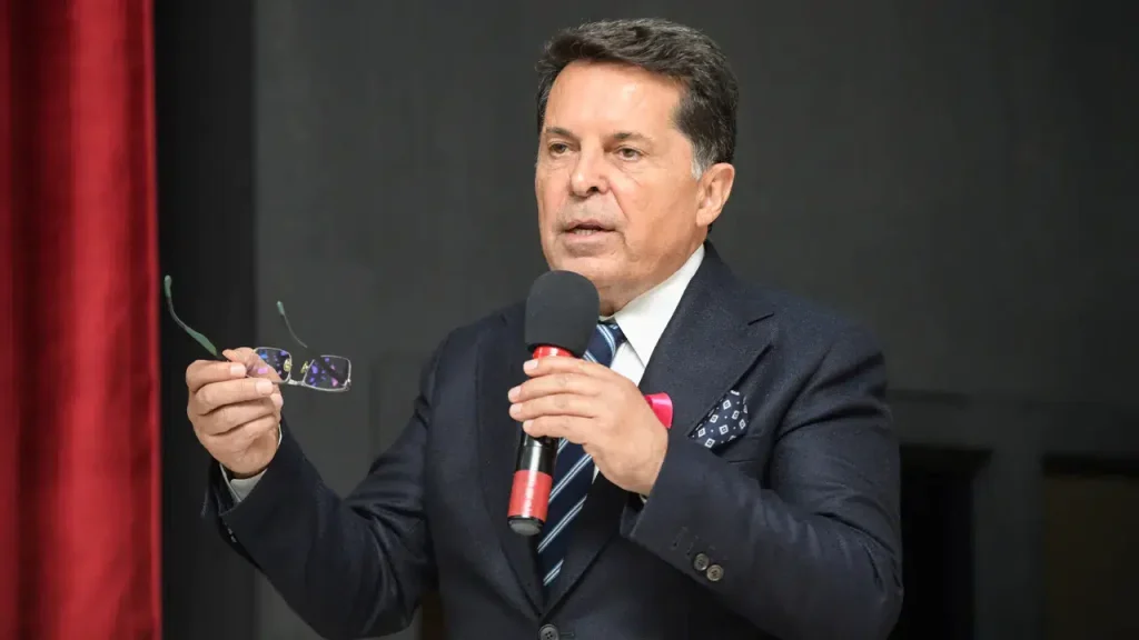 1308-esenyurt-belediye-baskani-ahmet-ozer-hakkinda-tahliye-karari