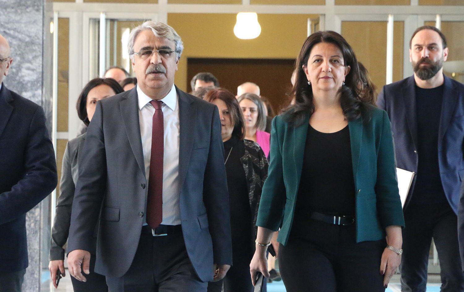Silah yakma töreninin ardından |