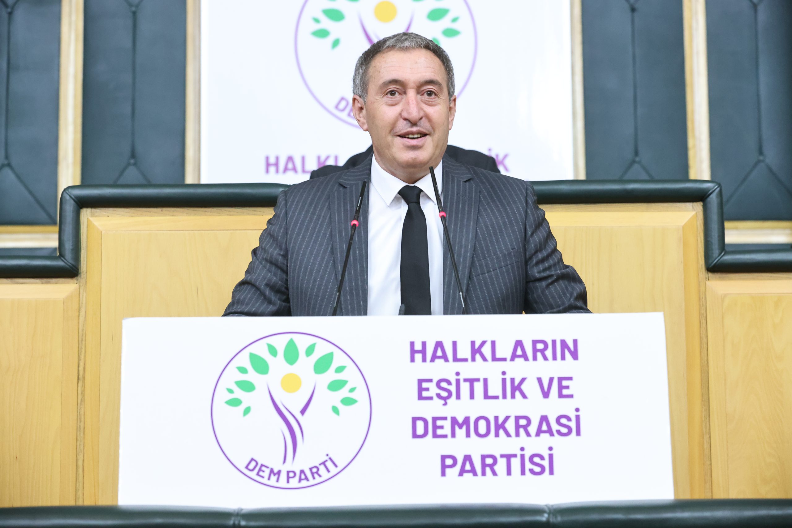 Bakırhan: Sayın Öcalan barışın pusulasıdır l
