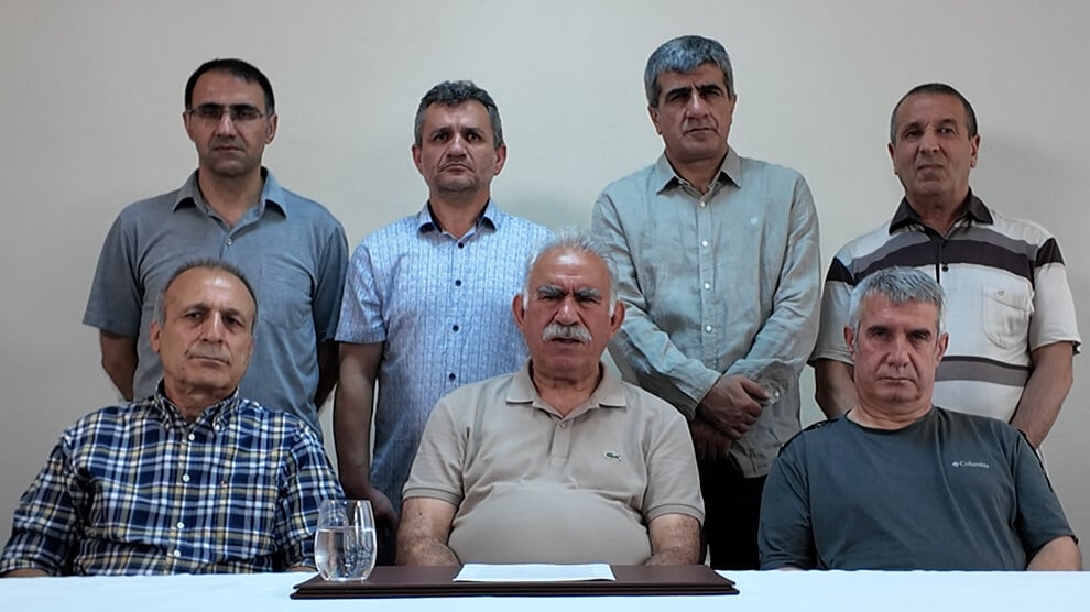 İmralı’da aile görüşü |