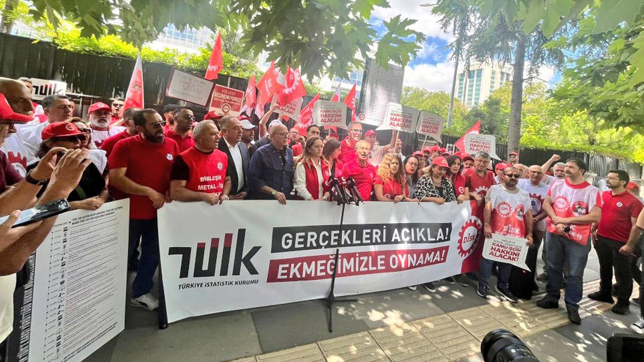 DİSK’ten TÜİK önünde protesto |