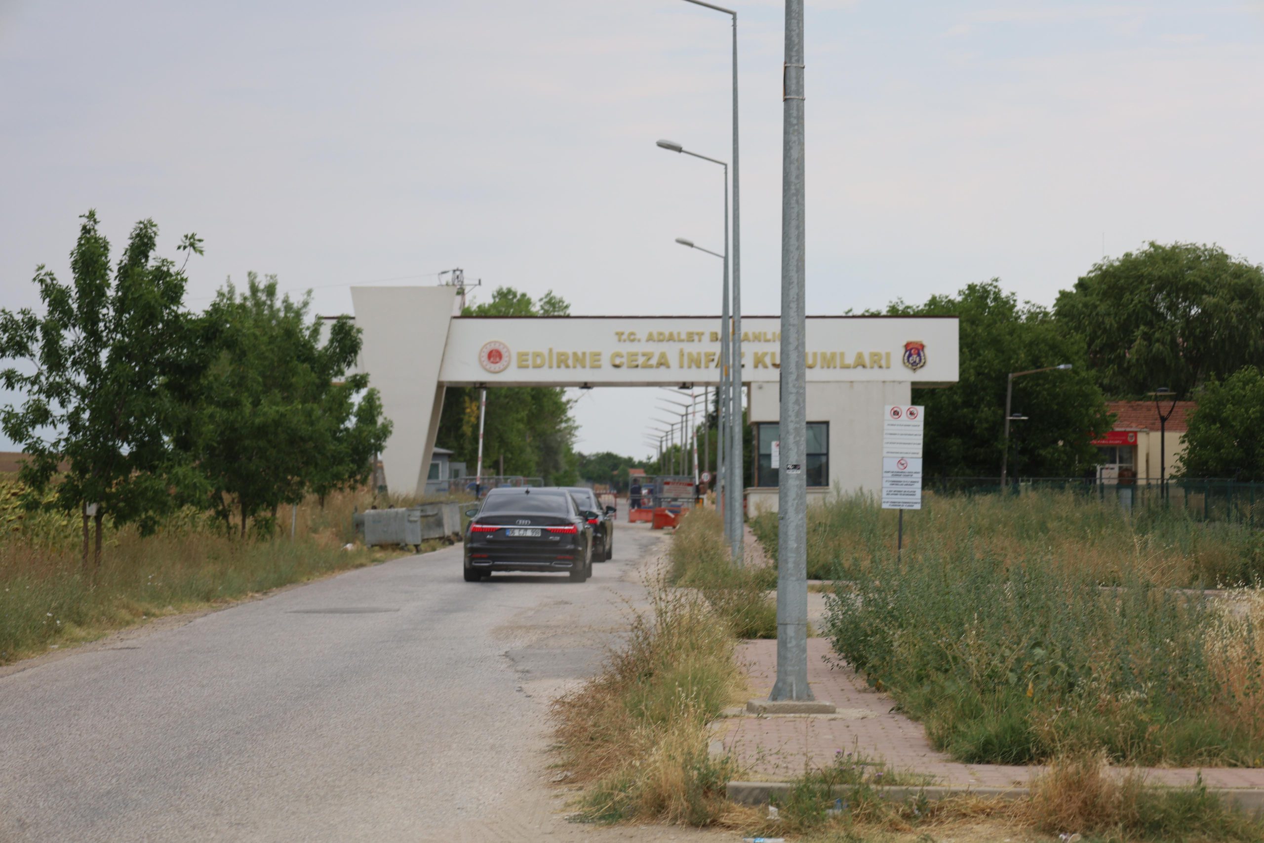 DEM Parti’den Edirne Cezaevi’ne ziyaret: AİHM kararlarına uyulsun |