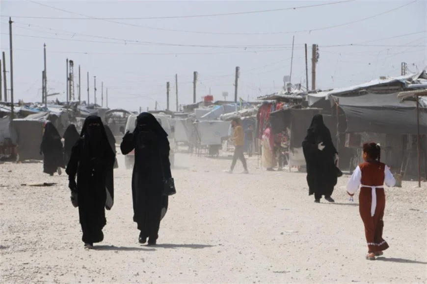 IŞİD’lilerin tutulduğu Hol Kampı’ndan tahliye |