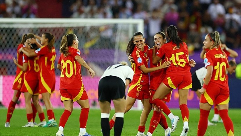 UEFA Kadınlar Avrupa Futbol Şampiyonası yarı finalinde normal süresi 0-0 sona eren mücadelede İspanya, uzatma devrelerinde Basmati'nin ayağından bulduğu golle Almanya'yı 1-0 yenmeyi başardı. İspanya finalde, son şampiyon İngiltere ile karşı karşıya gelecek.
