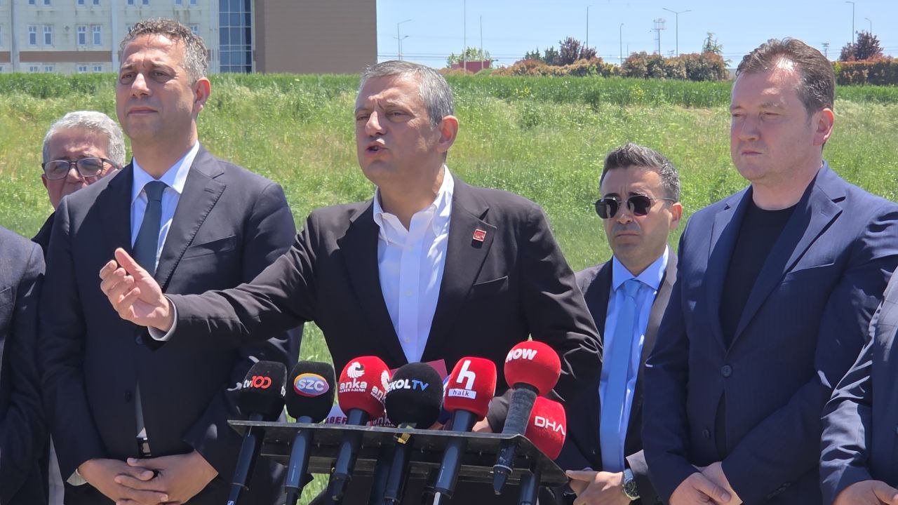 Özel’den ismini vermediği savcıya “beyaz Toros” tepkisi |