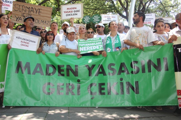 Maden yasasına karşı Meclis’e yürüyüş |