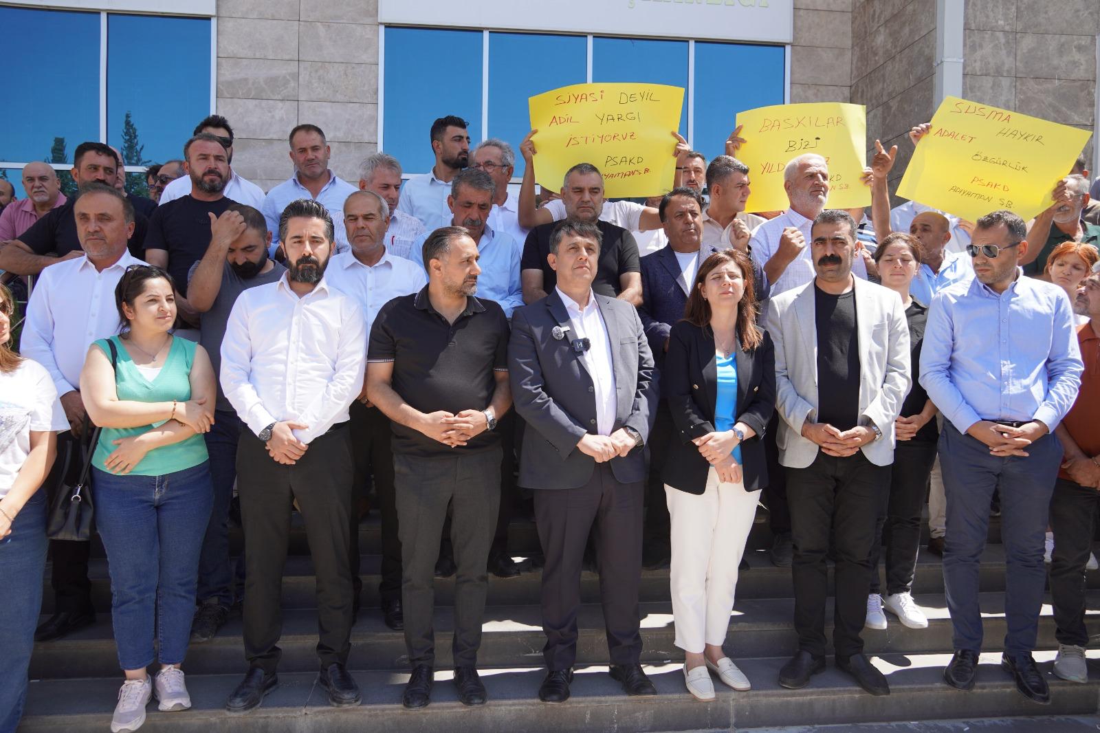 DEM Parti’den CHP’li belediyelere ziyaret |
