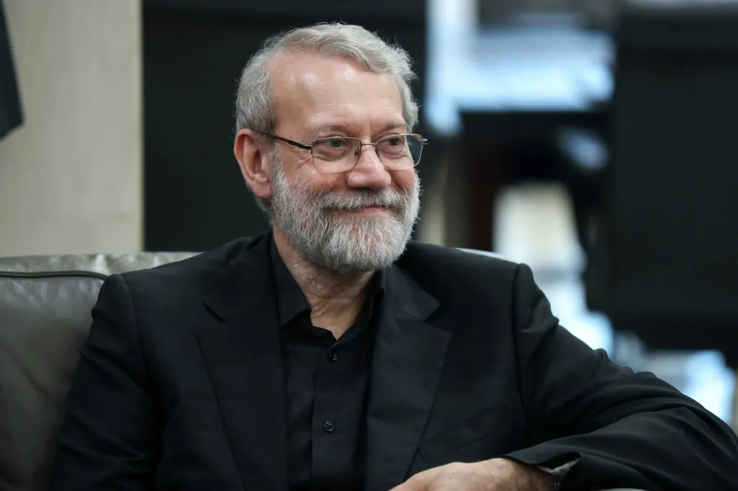 Laricani: Tahran, Hizbullah’a ihtiyaç duyuyor |