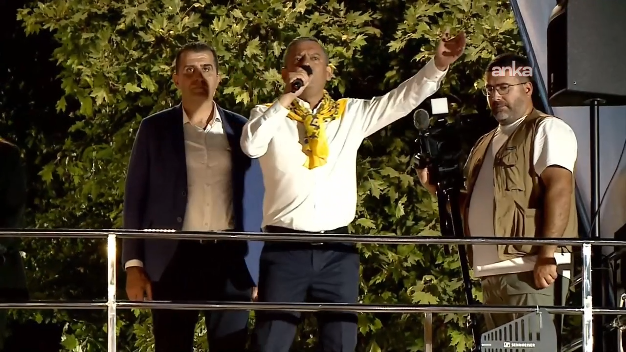 Özel’den komisyon eleştirilerine yanıt |