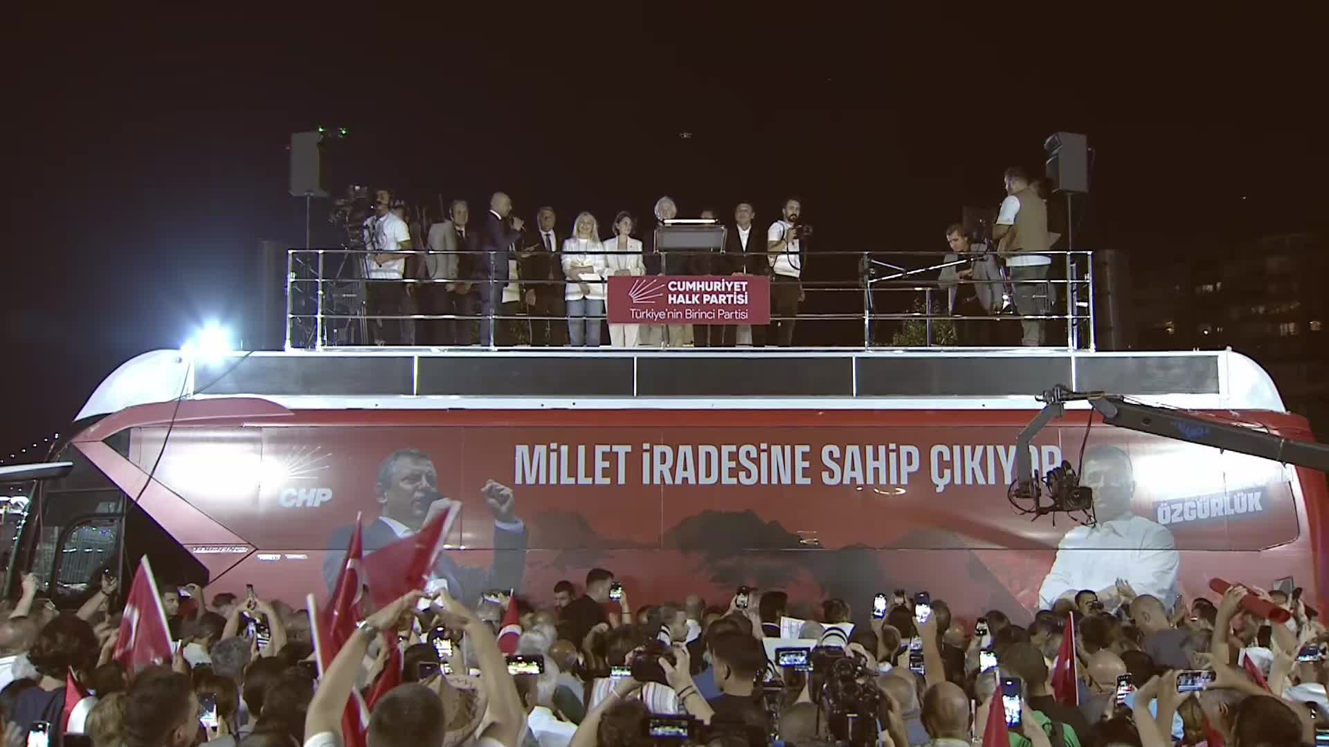Özel iktidara seslendi: