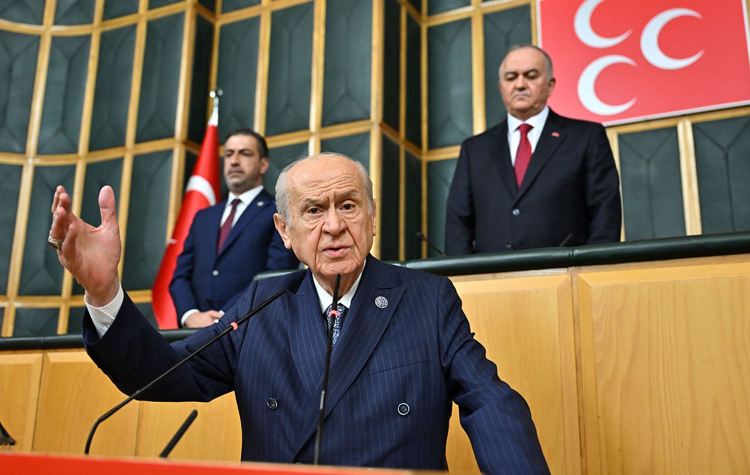 Bahçeli’den komisyon açıklaması |