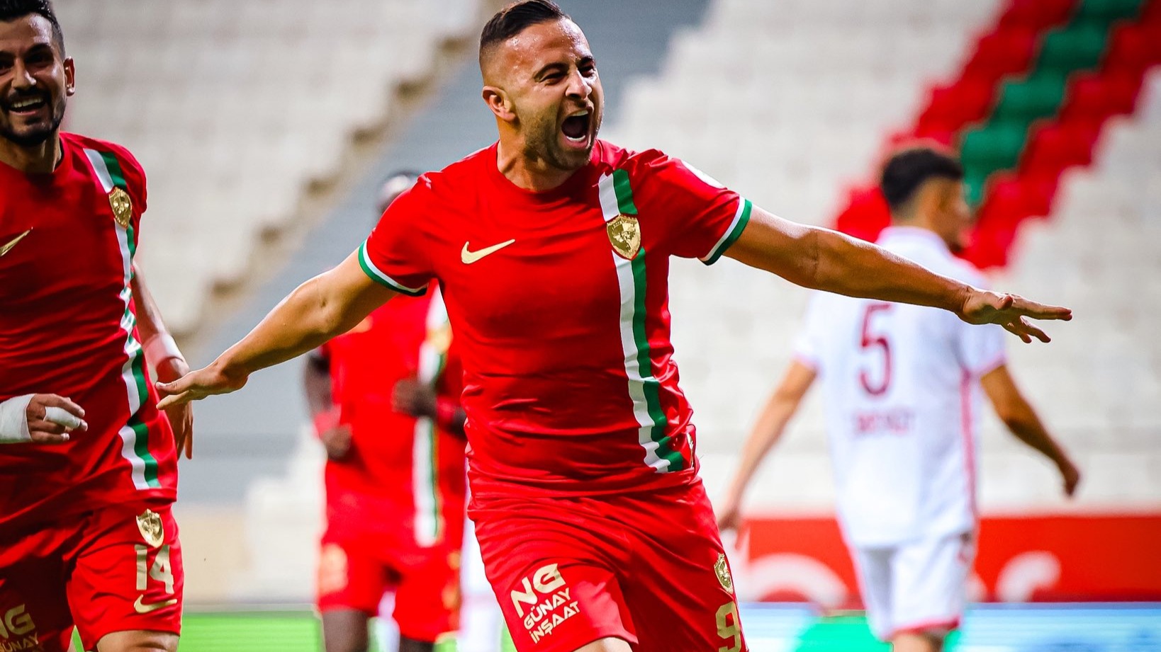 Amedspor ligdeki ilk galibiyetini aldı |