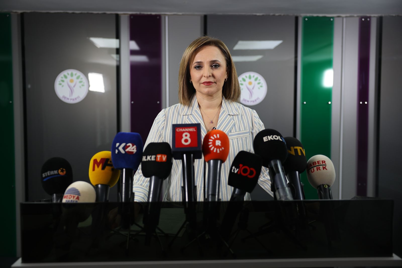 “Tehditkar dil çözüm sürecini baltalıyor” |