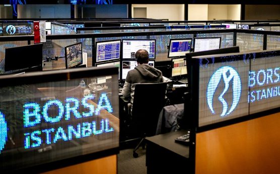 11 bin 301 puana yükseldi |