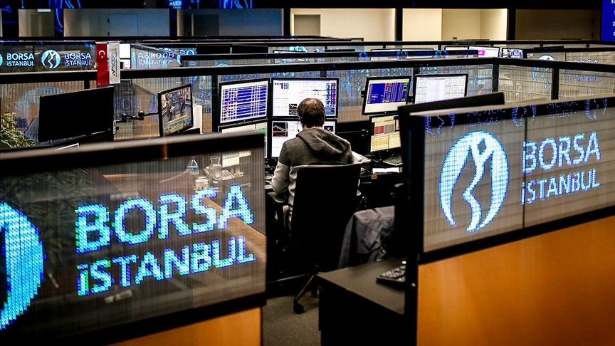 Borsa İstanbul, 11 bin 301 puana kadar yükselerek tüm zamanların en yüksek seviyesini gördü. Borsa, önceki rekorunu 11 bin 252 puan ile kırmıştı.