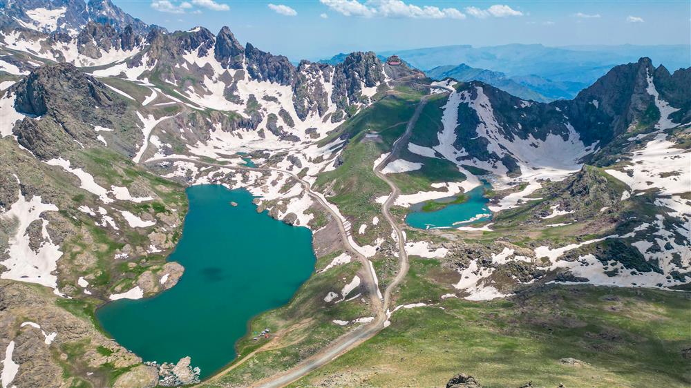 Cilo Dağı ve Sat Buzul Gölleri |