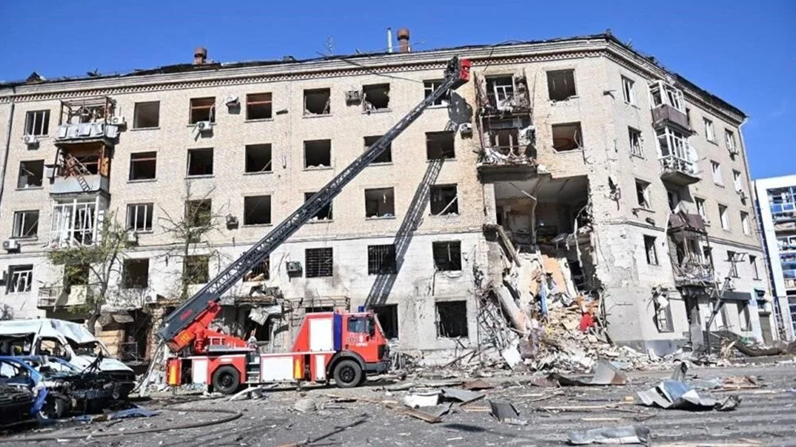 Rusya yine Ukrayna’yı vurdu: En az 5 ölü