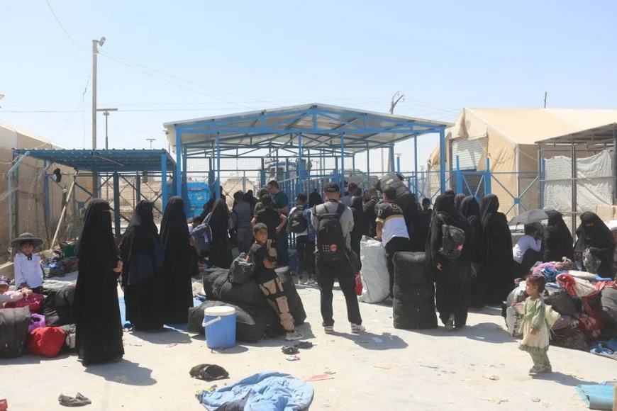 Irak vatandaşlarını alıyor |