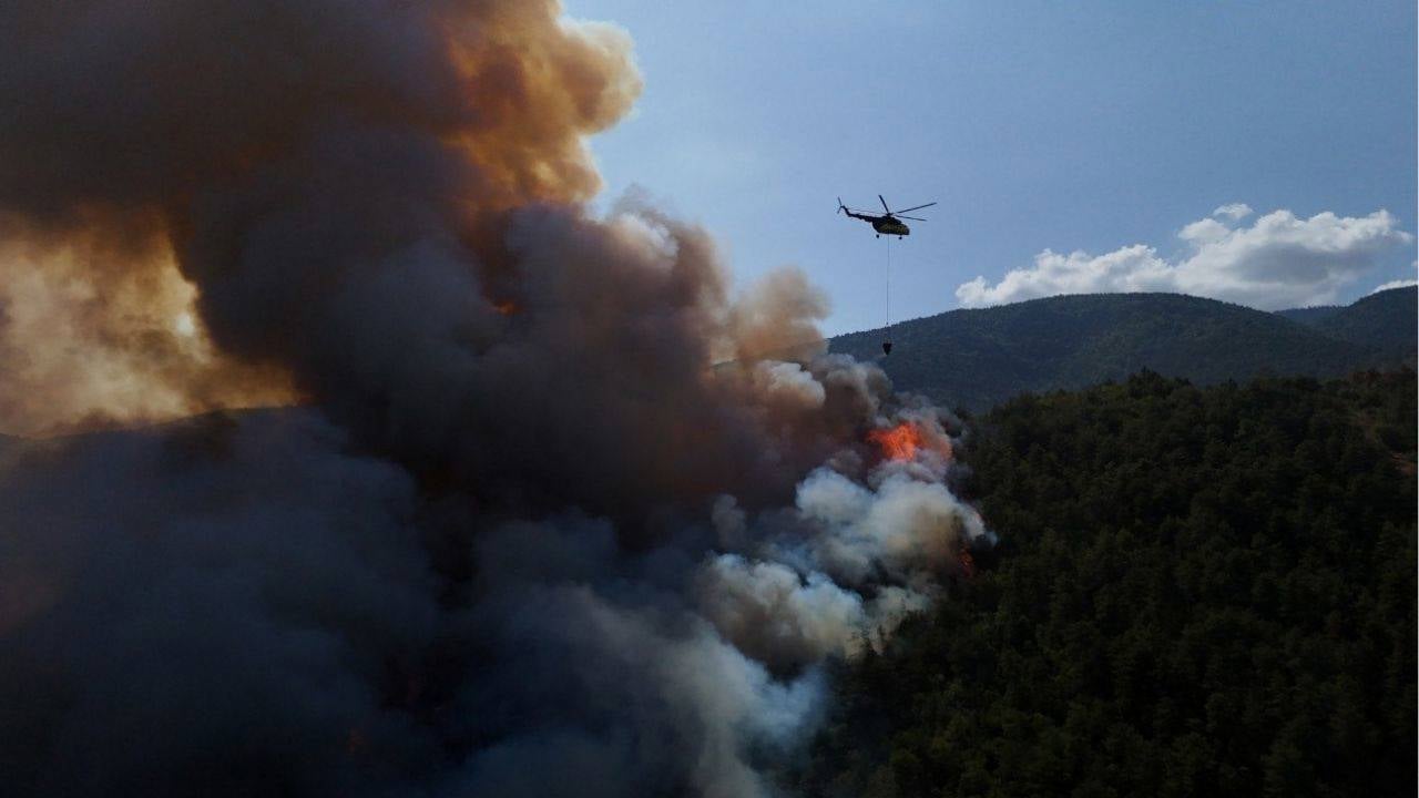 Rüzgarın etkisiyle yayılıyor |