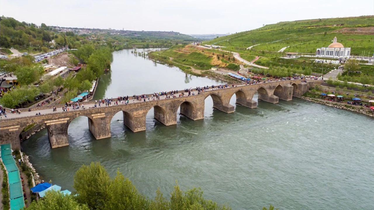 Yapılaşma tehdidi altındaki miras |