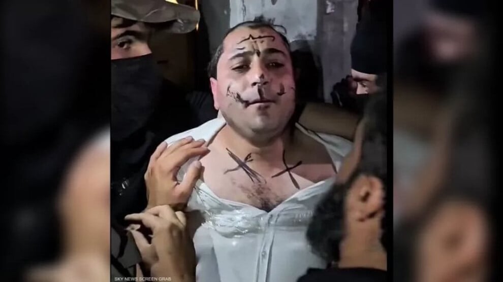 Suriye’de geçici yönetime bağlı güçlerin neden olduğu şiddet ve ihlaller devam ediyor. Geçiş hükümeti güçleri bir sanatçıya işkence etti, iki sanatçının enstrümanlarını kırdı, bir gazeteciyi de tutukladı.