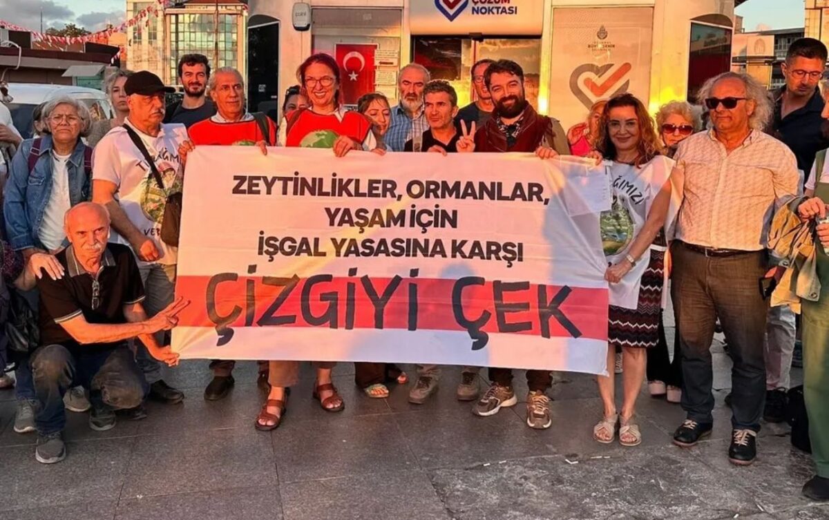 Şişşt, çizgiyi çek!