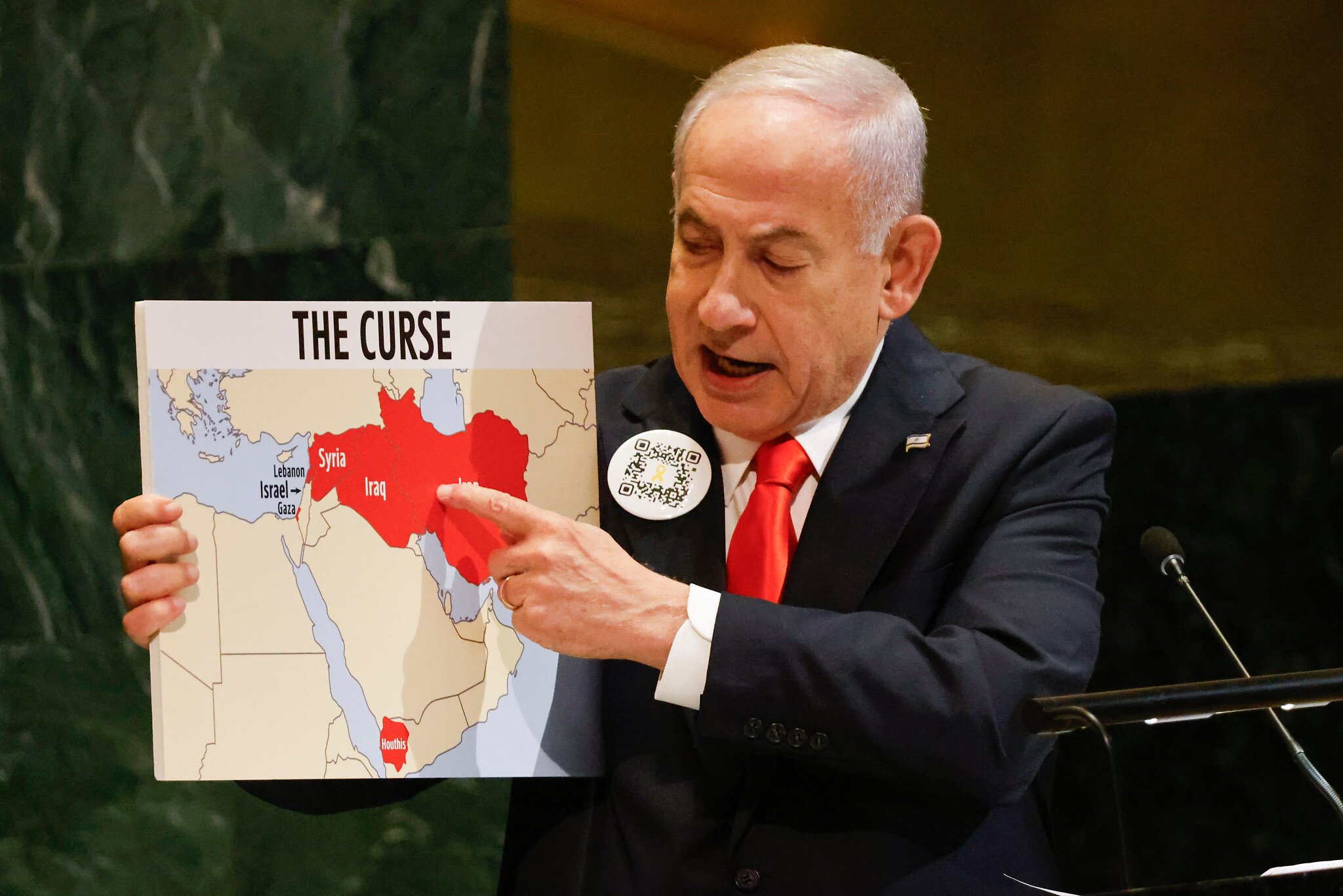 Gazze’deki saldırılar nedeniyle baskı altında olan Netanyahu BM kürsüsünde konuştu, soykırım suçlamasını reddetti, Filistin’i tanıyan devletleri kınadı ve bunun karşılığını alacaklarını söyledi.
