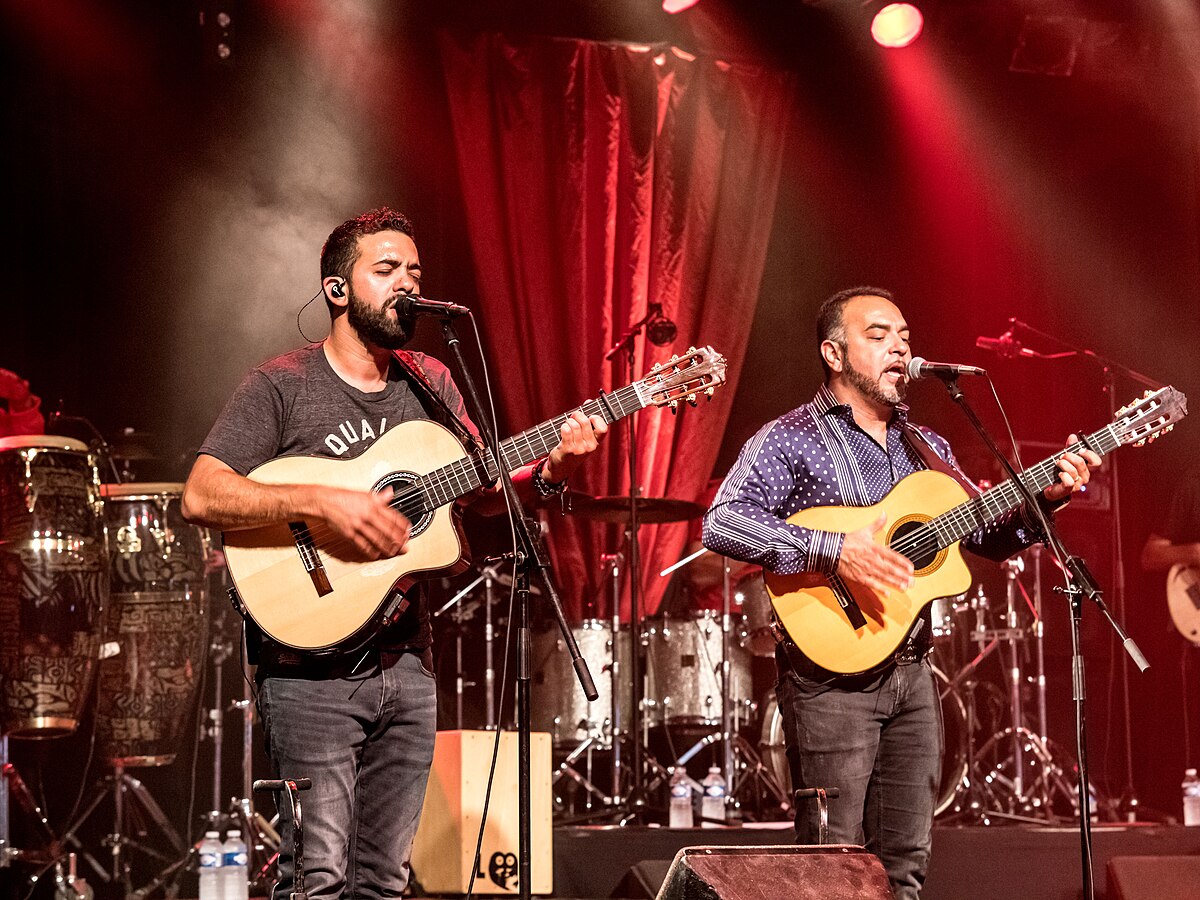 İran ezgileri, Yunan şarkılarına, Latin ritimleri…|