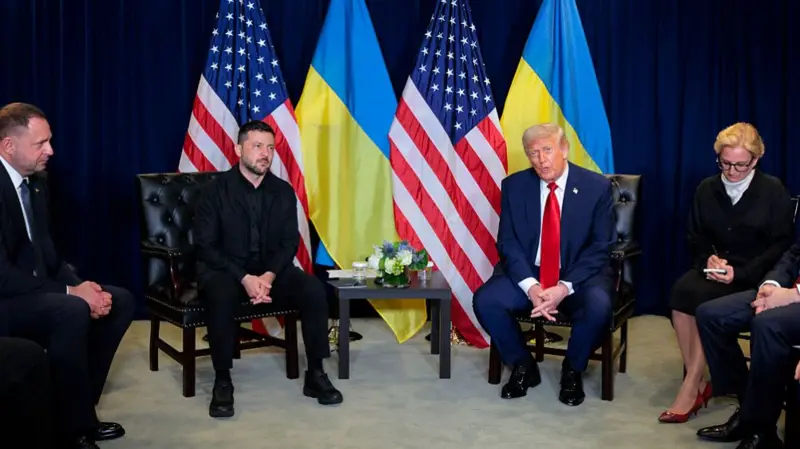 Trump Zelenskiy ile görüştü |
